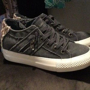 Stylish slip on sneakers